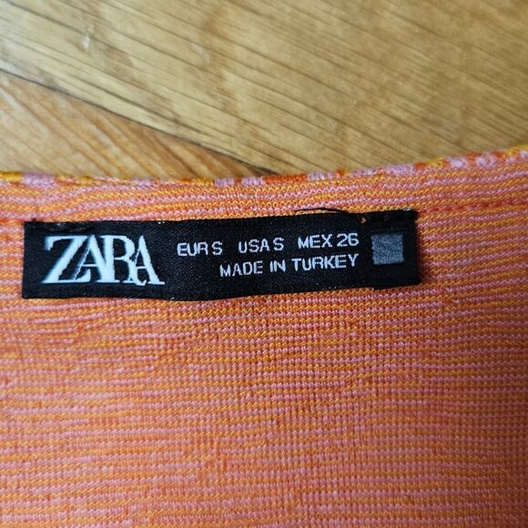 Zara Orange Paisley Women's Top - Picture 2 of 8